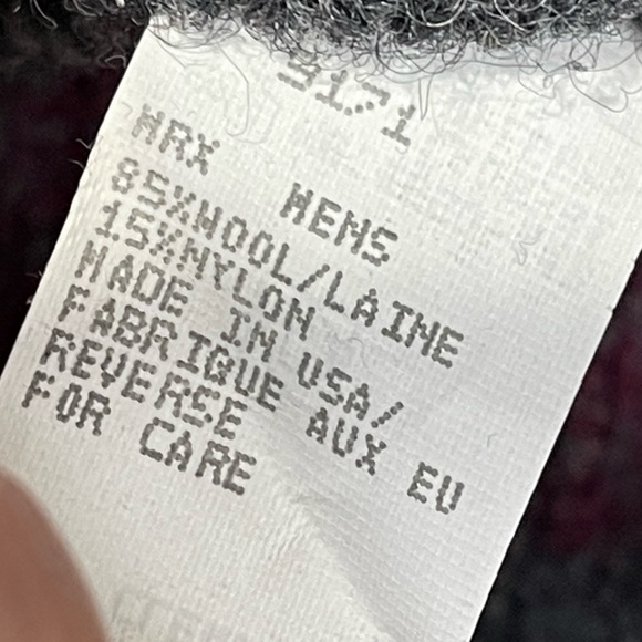 Woolrich Vtg 90s Men’s Burgundy Gray Crewneck‎ Sweater Made in USA Size Large - Picture 5 of 5